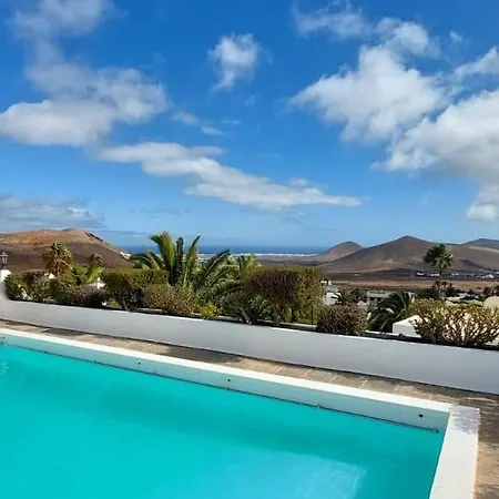 Olvido Oasis Villa *